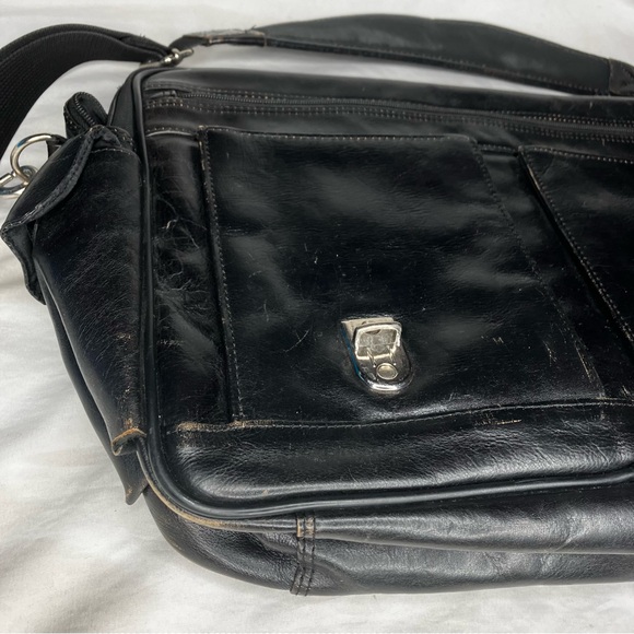 Wilson’s Leather vtg leather briefcase distressed - Picture 6 of 9